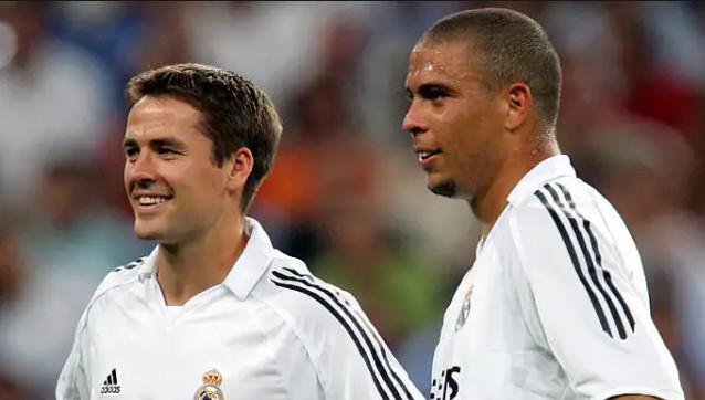 了一记沉重 了一记沉重